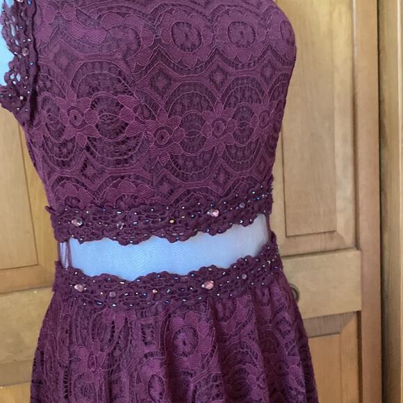 Jodi Kristopher Purple Lace Dress, Size 3 - Picture 7 of 10